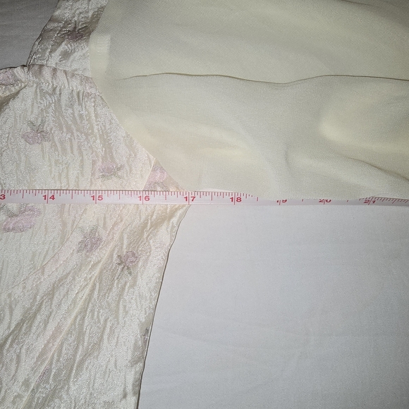 Cider Floral Cream Puff Long Sleeve Mini Dress - Picture 7 of 10